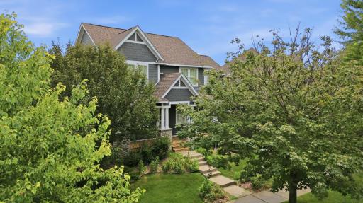 16872 Eagleview Drive, Lakeville, MN 55044