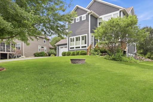 16872 Eagleview Drive, Lakeville, MN 55044