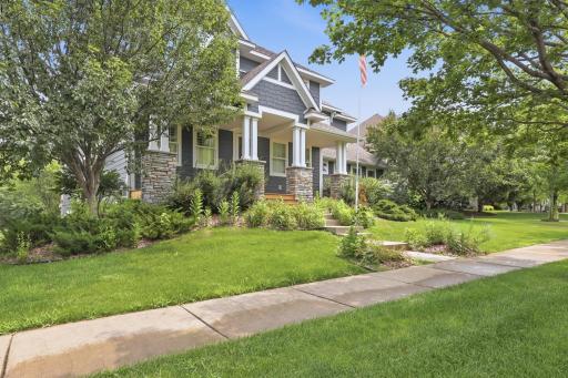16872 Eagleview Drive, Lakeville, MN 55044