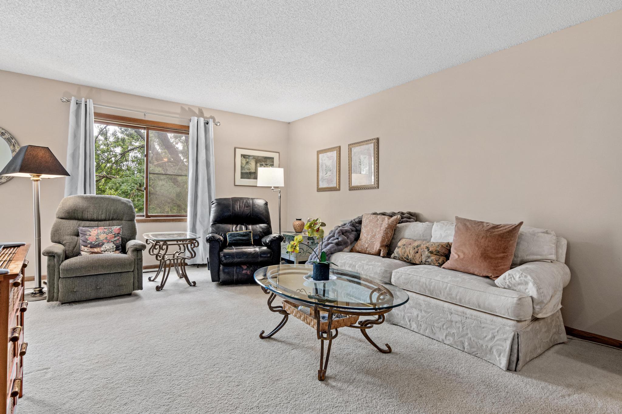 Alternate view of the living room.