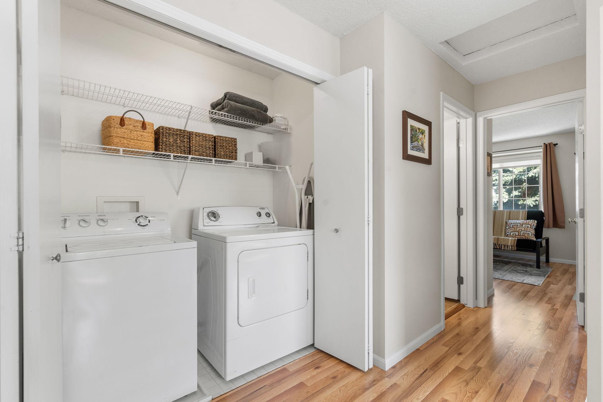 30-web-or-mls-592 Mariner Way-30.jpg