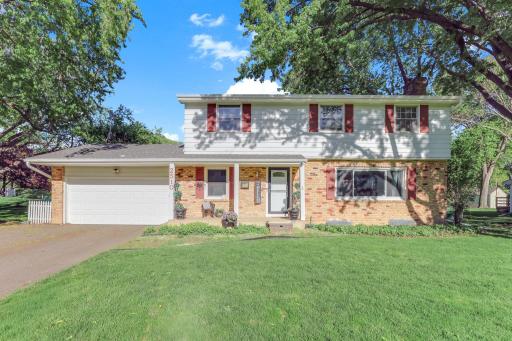 2510 Cavell Avenue N, Minneapolis, MN 55427