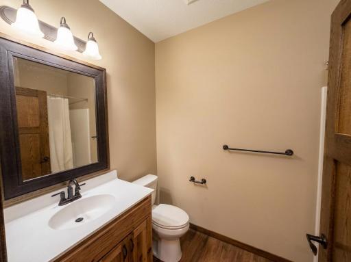 435 Maplewood Court, Isle, MN 56342