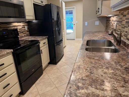 1436 Martin Road, Albert Lea, MN 56007