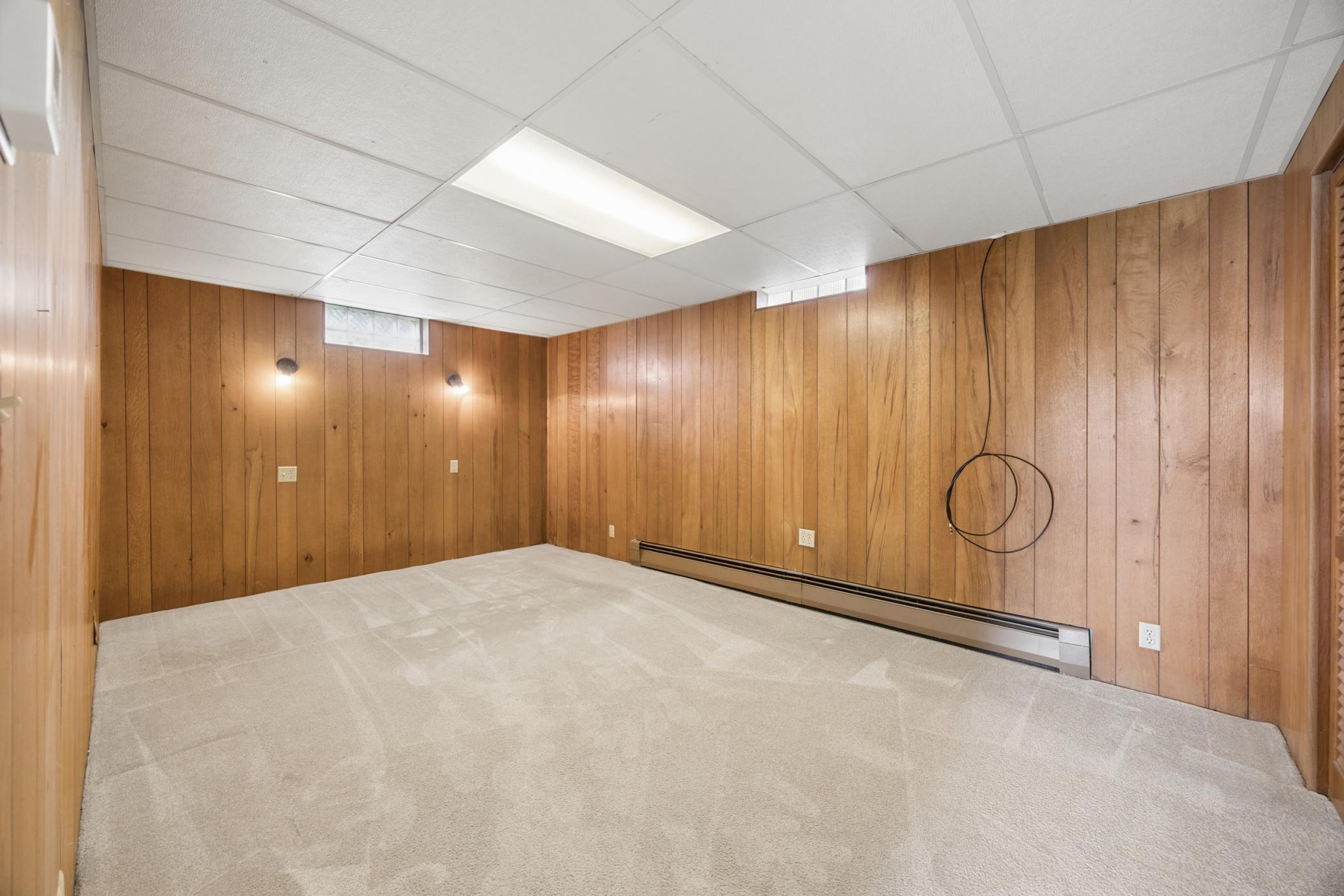 LL flex room -add an egress window for a future 4th bedroom.