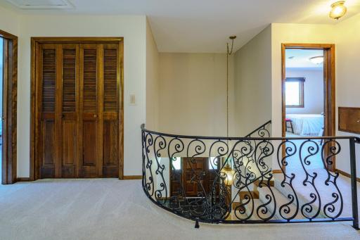 3052 Cherrywood Court, Saint Paul, MN 55121