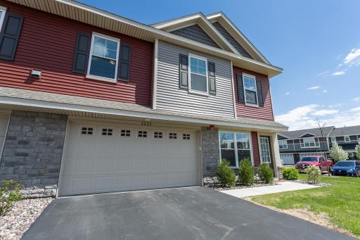 7220 Elmo Court, Hugo, MN 55038