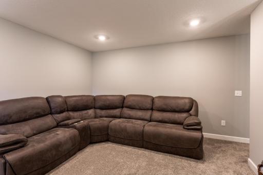 7220 Elmo Court, Hugo, MN 55038