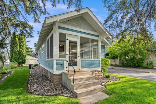 2548 17th Avenue E, North Saint Paul, MN 55109
