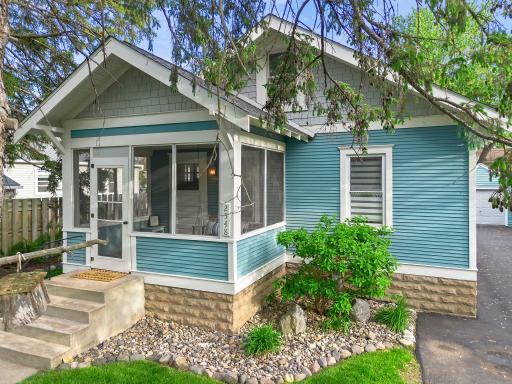 2548 17th Avenue E, North Saint Paul, MN 55109