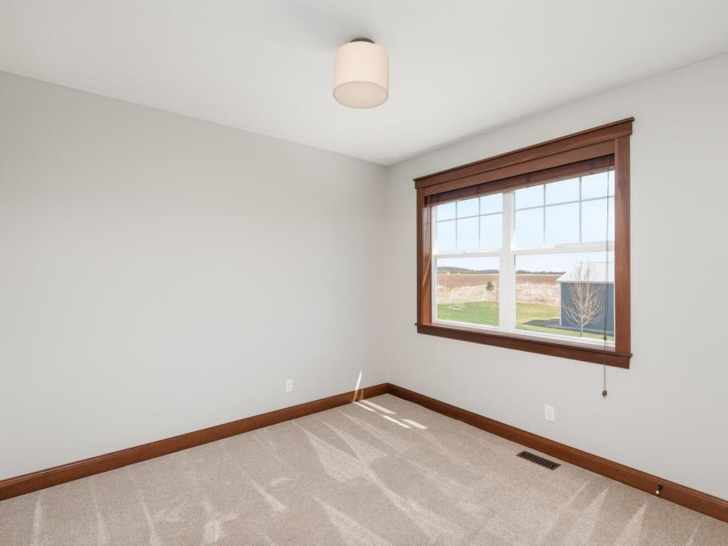 19200 County Rd 40, Belle Plaine
