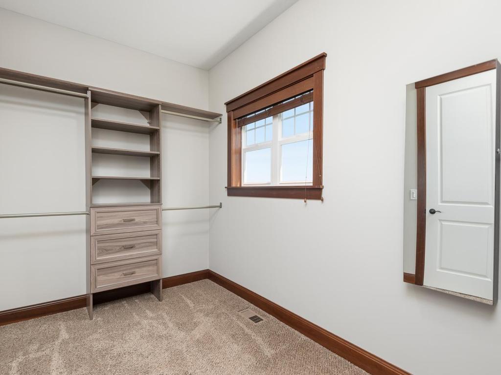 19200 County Rd 40, Belle Plaine
