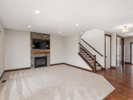 19200 County Road 40, Belle Plaine, MN 56011