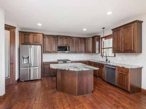 19200 County Road 40, Belle Plaine, MN 56011