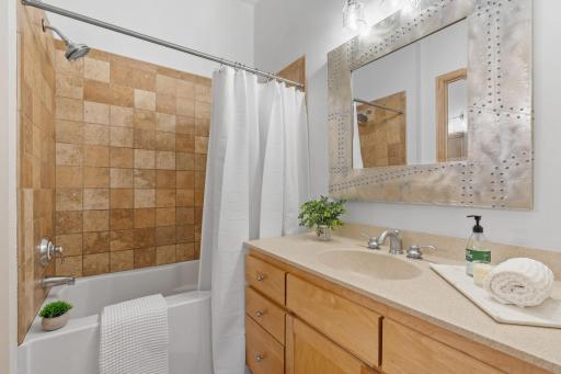 4525 Park Commons Drive, 521, Saint Louis Park, MN 55416