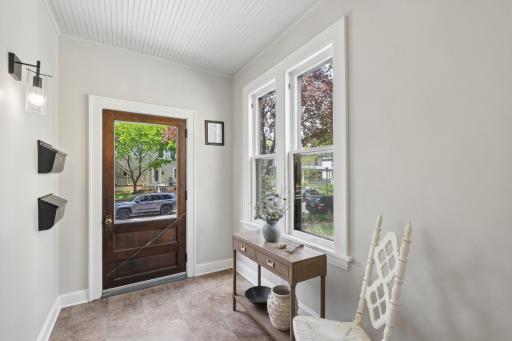 2729 Colfax Avenue S, Minneapolis, MN 55408