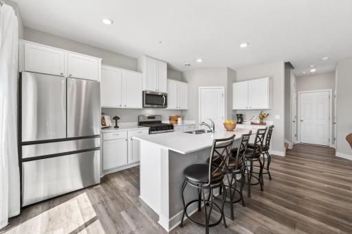 13769 Kaylemore Trail, Rosemount, MN 55068