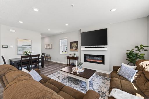 13769 Kaylemore Trail, Rosemount, MN 55068