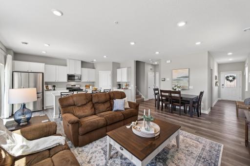 13769 Kaylemore Trail, Rosemount, MN 55068