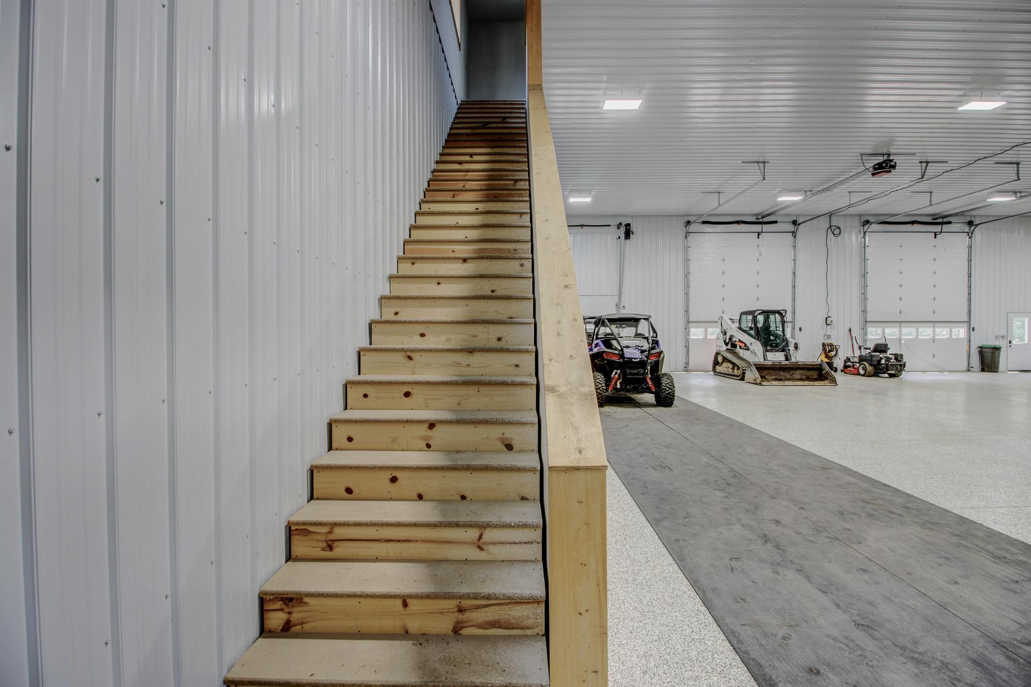 Shop steps