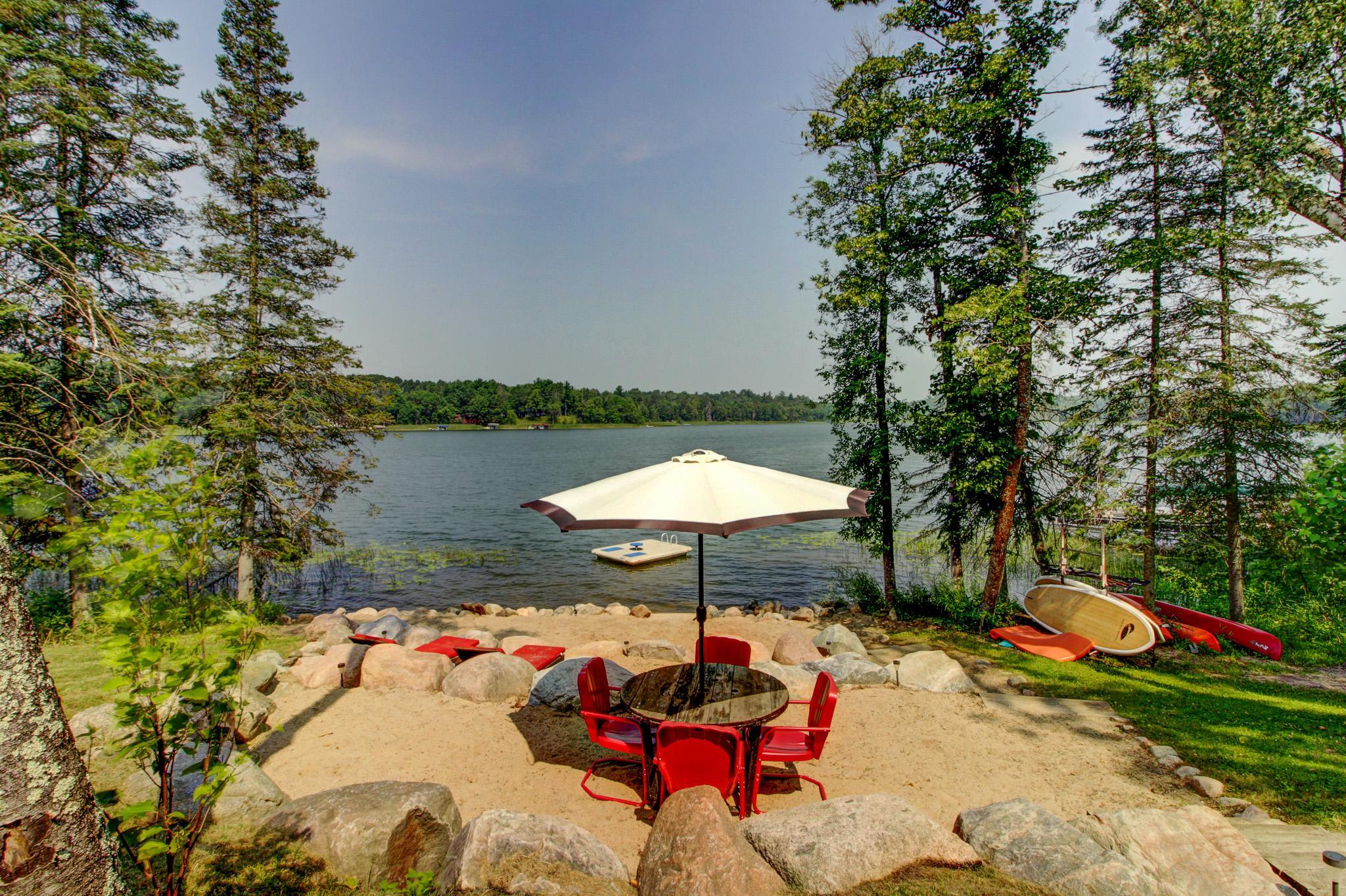 Three tier beach lake view