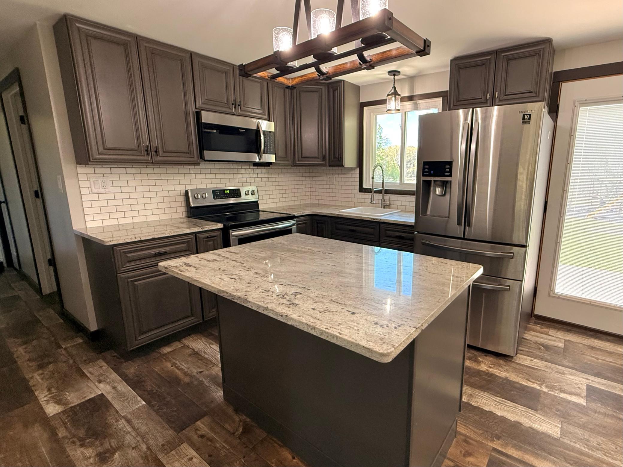 Beautifully updated kitchen