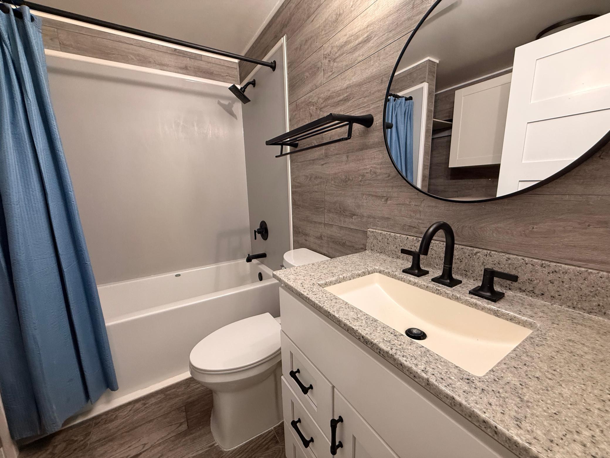 Large, modern full bathroom