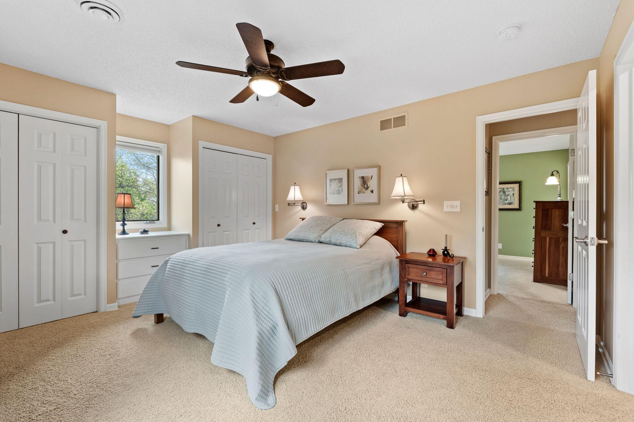 2nd upper level en suite