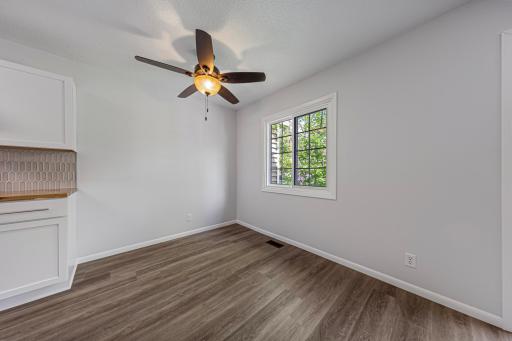 3320 River Bluff Drive, 83, Eagan, MN 55121