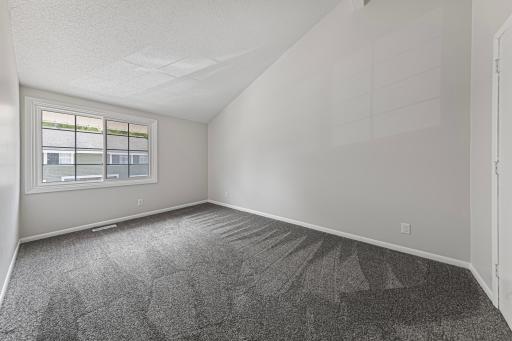 3320 River Bluff Drive, 83, Eagan, MN 55121