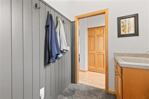 378 Andrews Bay, Hudson, WI 54016