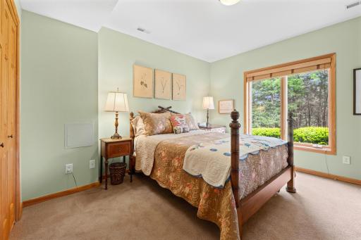 378 Andrews Bay, Hudson, WI 54016