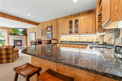 378 Andrews Bay, Hudson, WI 54016