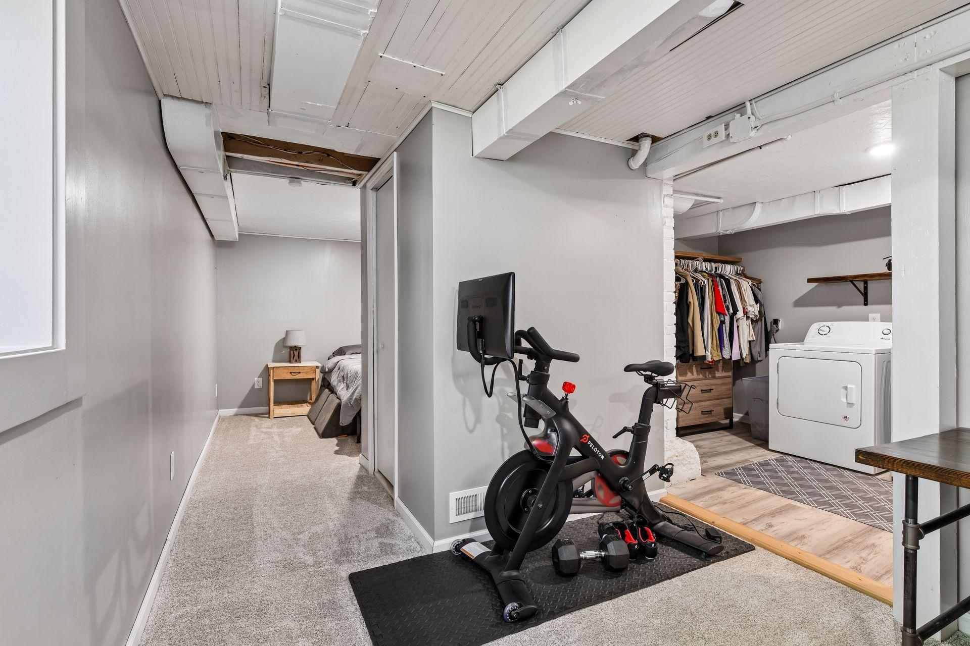 Finished basement with flex room