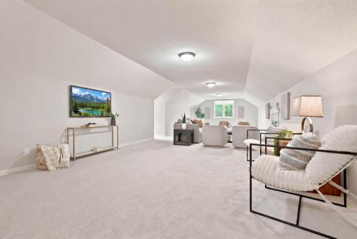 Finished bonus room above the garage offers so many possibilities!
