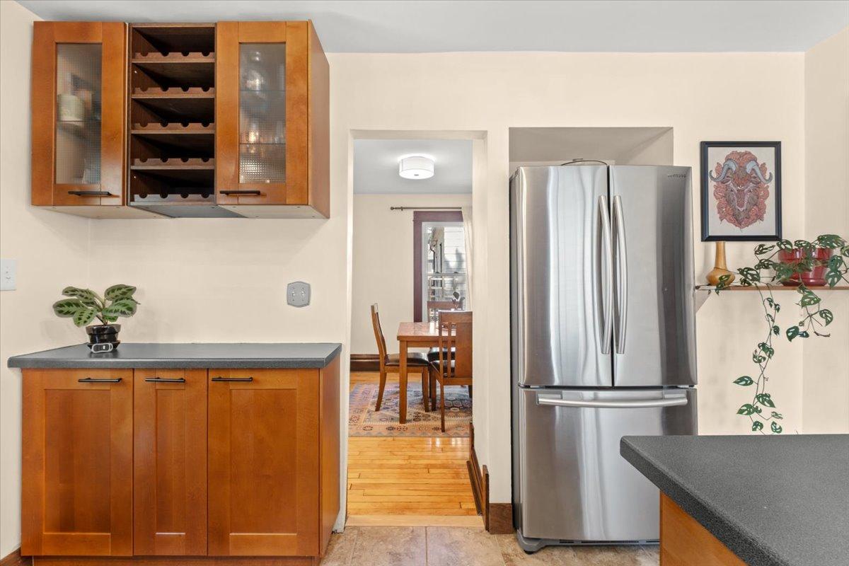 17-3322 39th Ave S-0017.jpg