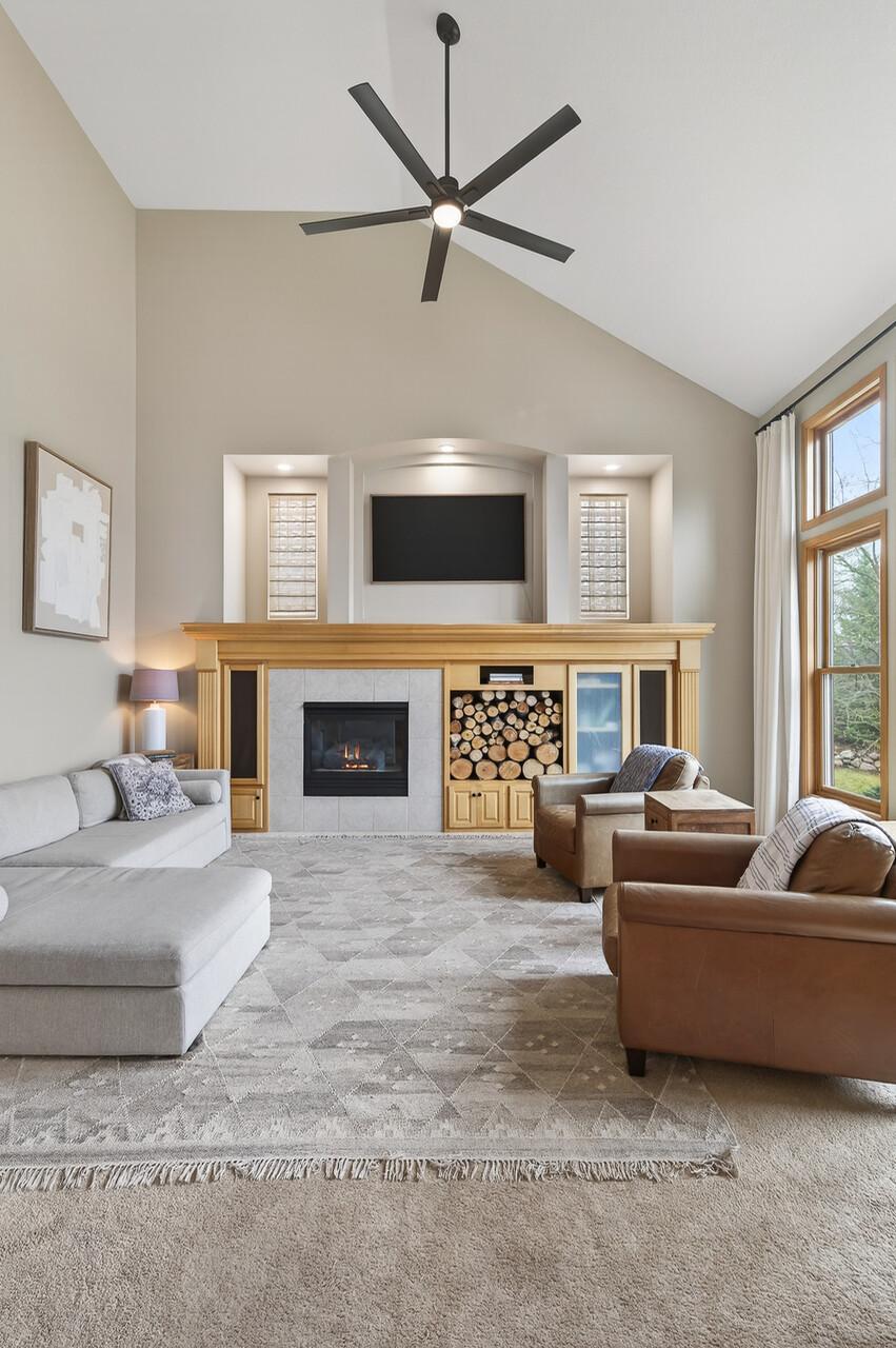 Gas fireplace