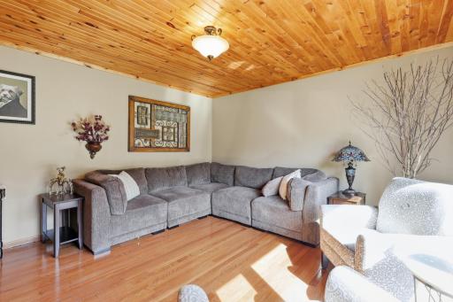 12997 Euclid Avenue, Apple Valley, MN 55124
