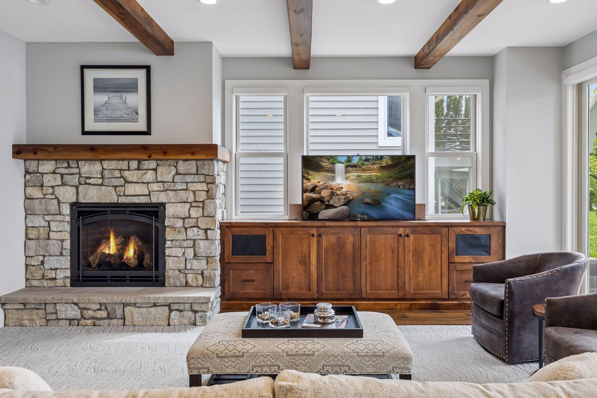Custom media built-ins w/ TV.