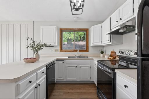 3054 Wilder Street N, Roseville, MN 55113