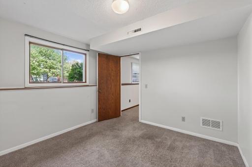 3054 Wilder Street N, Roseville, MN 55113