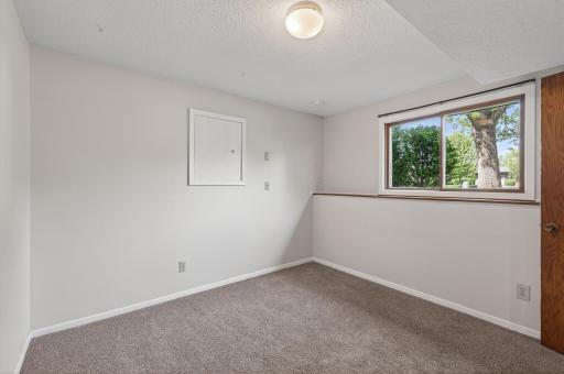 3054 Wilder Street N, Roseville, MN 55113