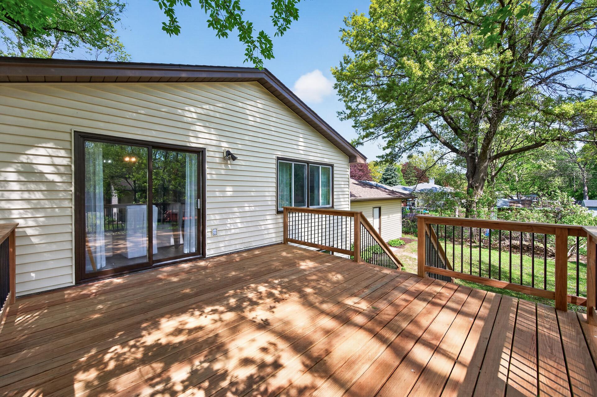 Enjoy your summer evenings out back!