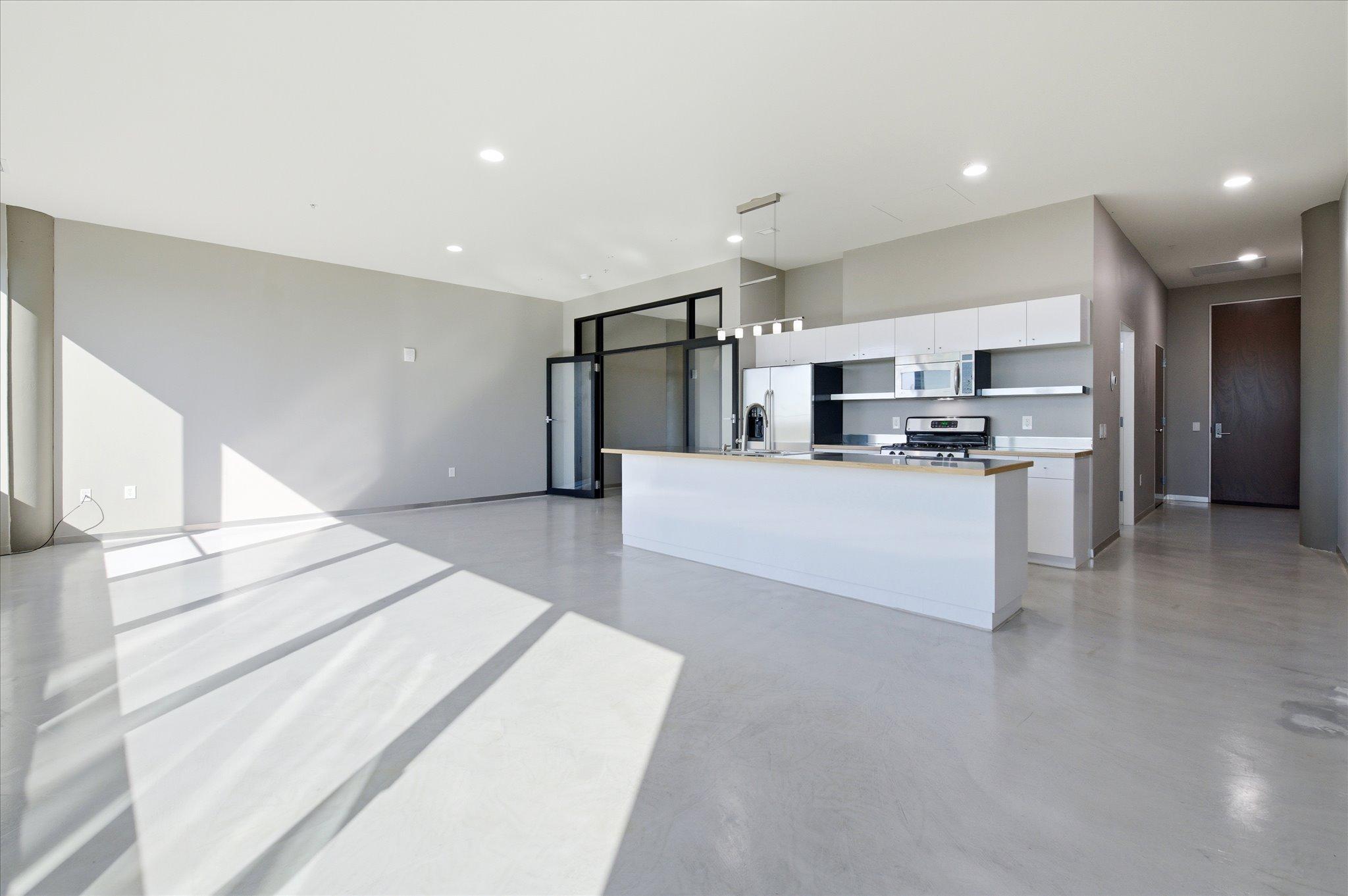 Seamless Kitchen & Living Room Connection