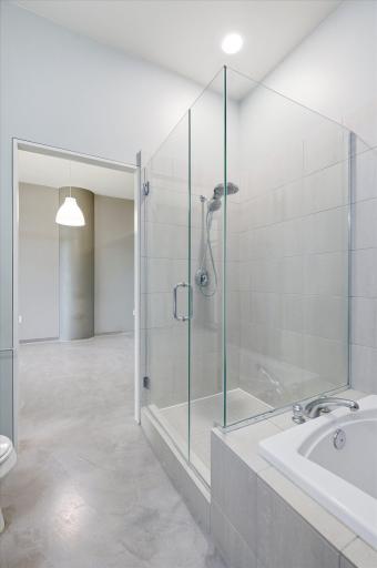 Glass Shower Door & Bathtub â Modern Bathroom Finish.