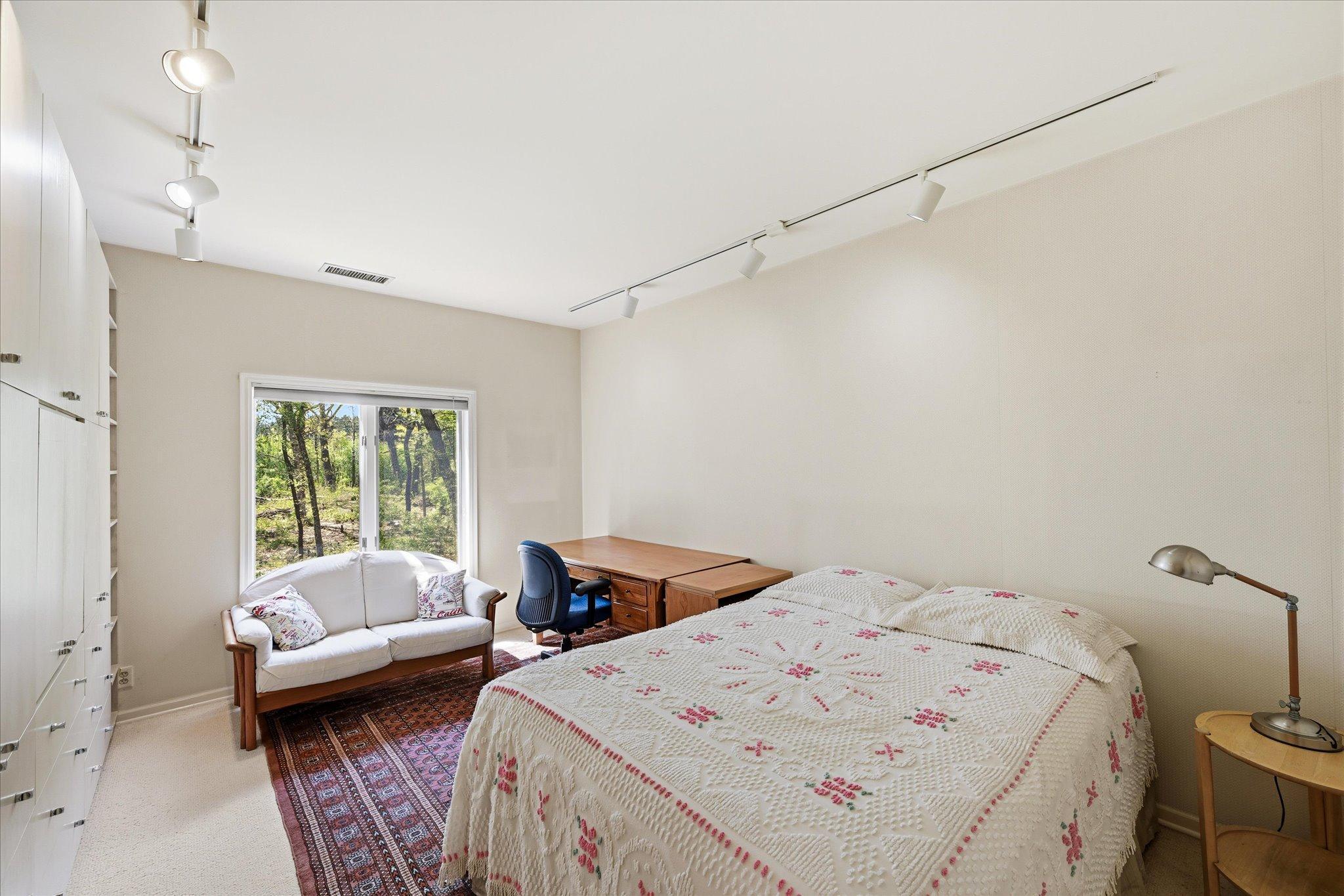 Guest Bedroom or Den