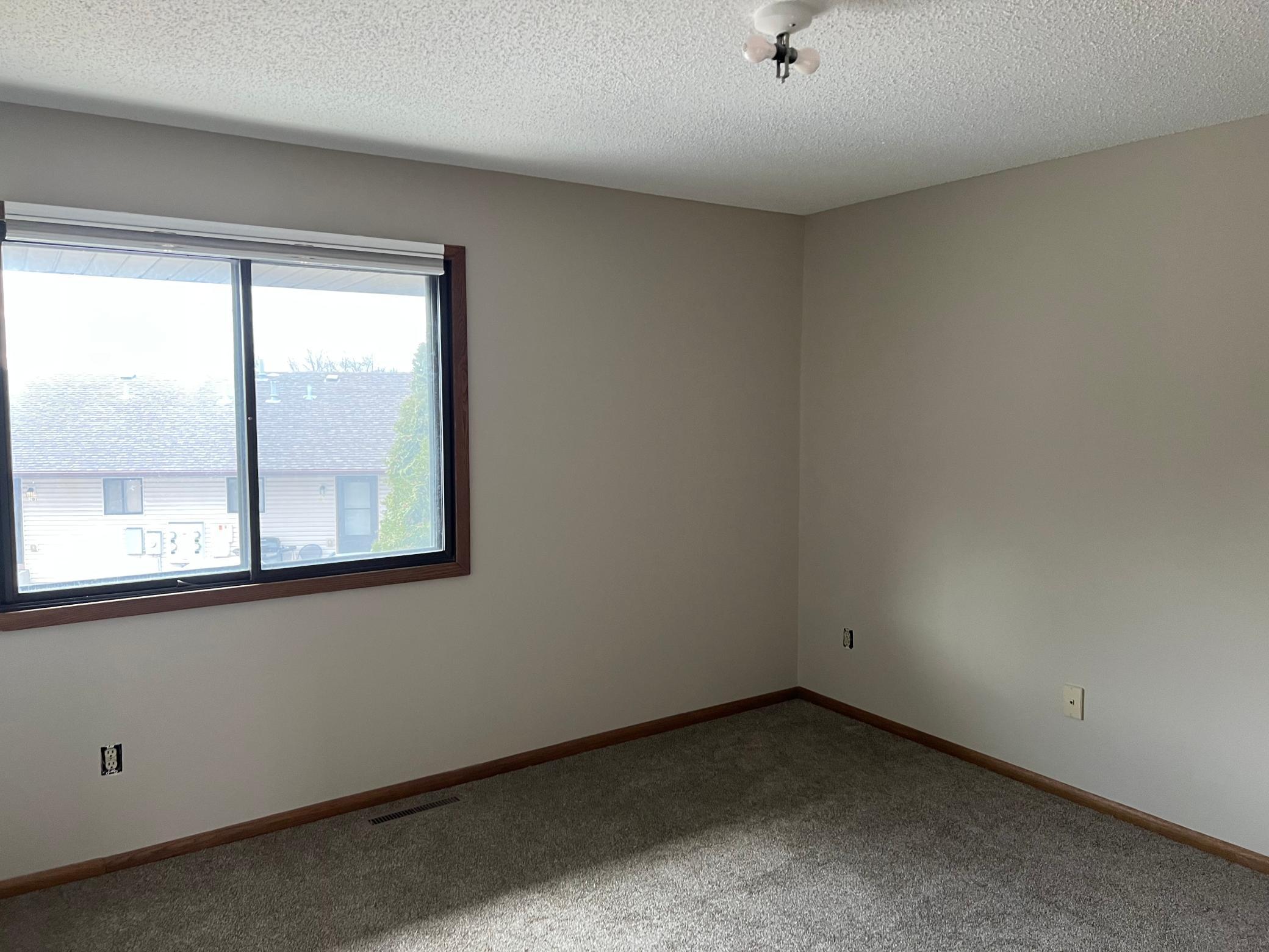 livingroom.jpg