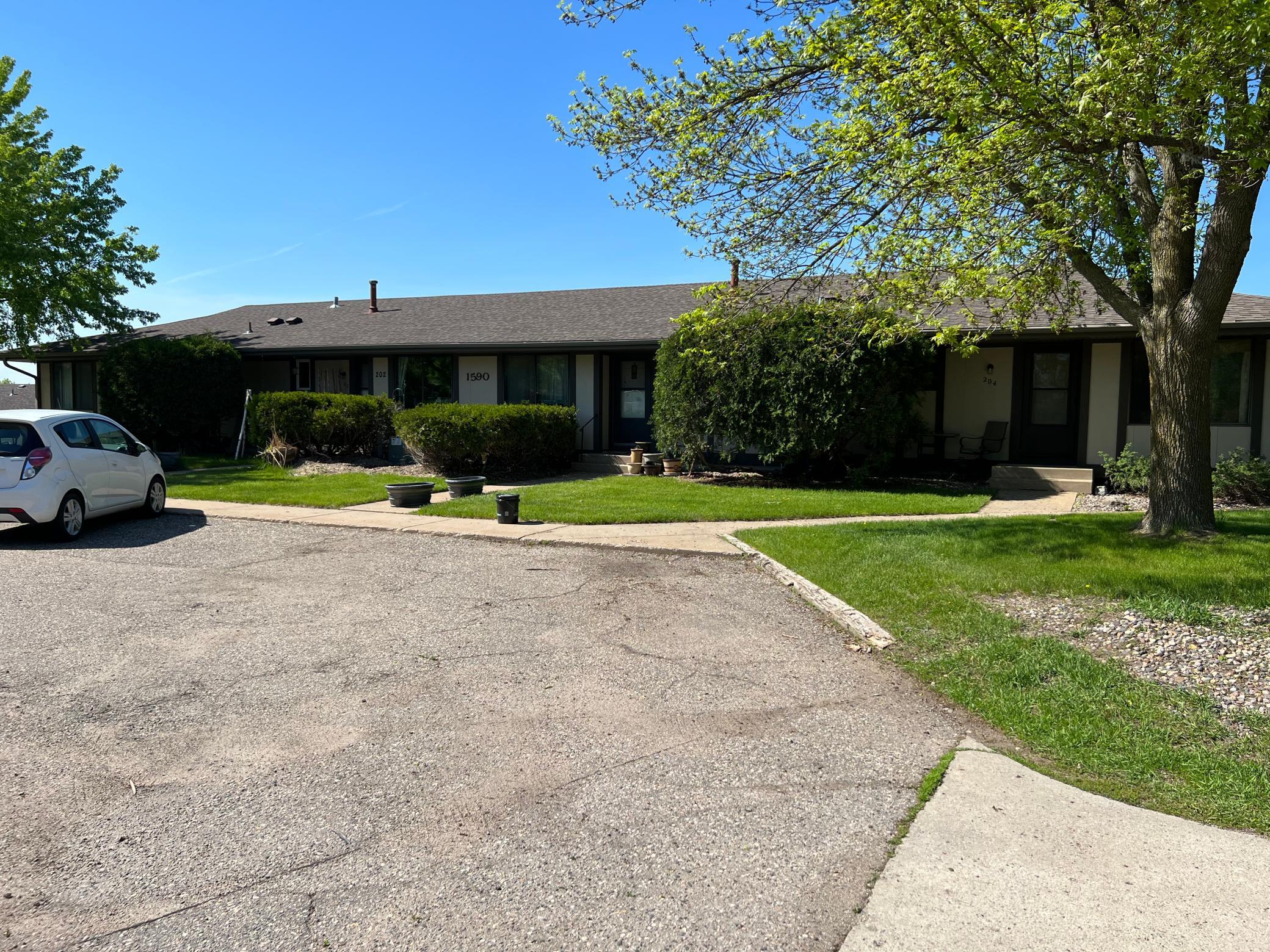 1615 bldg.jpg