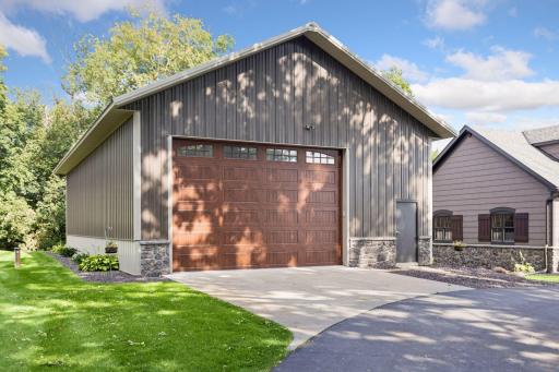 Every persons dream to have an outbuilding in the country! Door opening is 18ft wide and 12ft high
