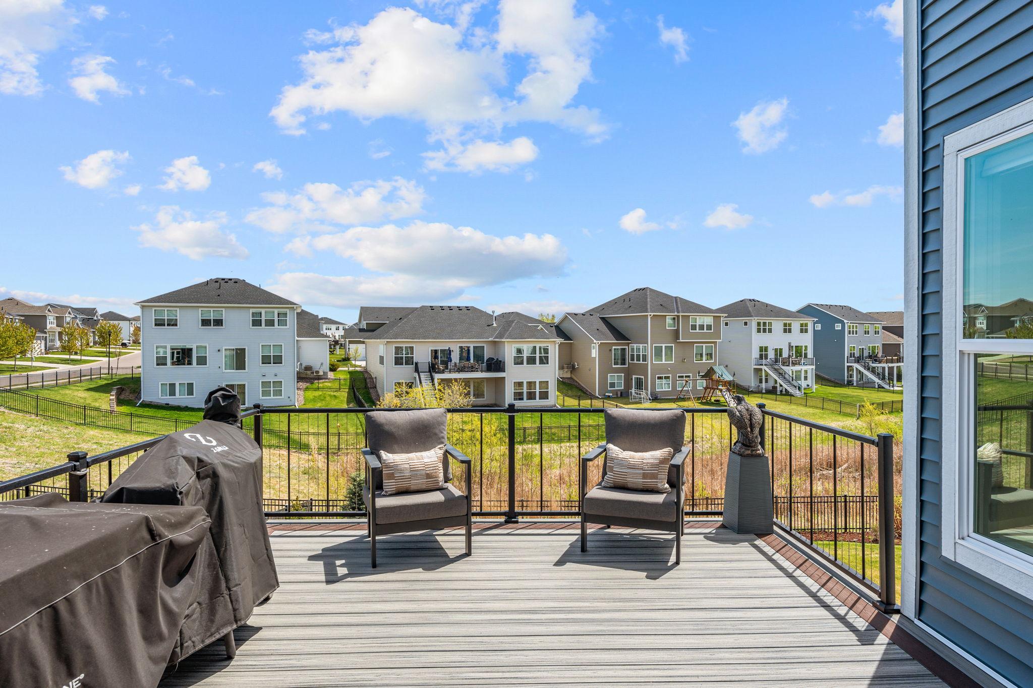 8-web-or-mls-15605 116th Ave N-8.jpg
